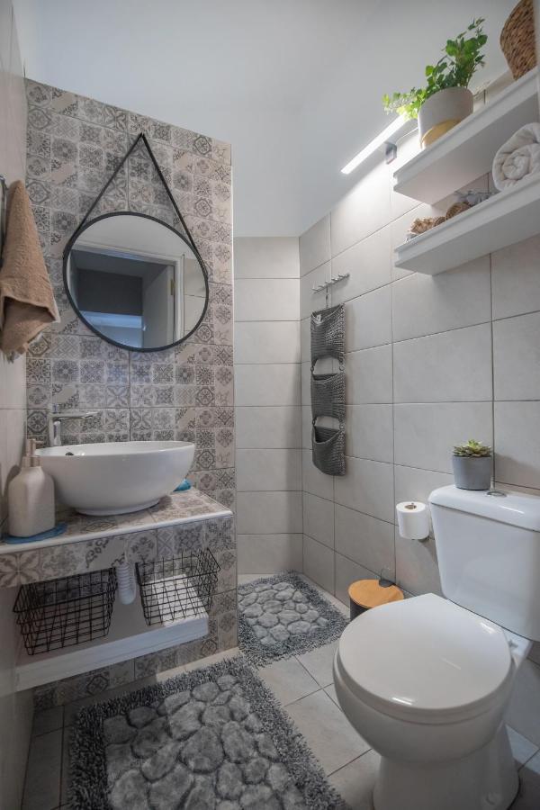 Inconceptual Apartment Paradeísion Dış mekan fotoğraf
